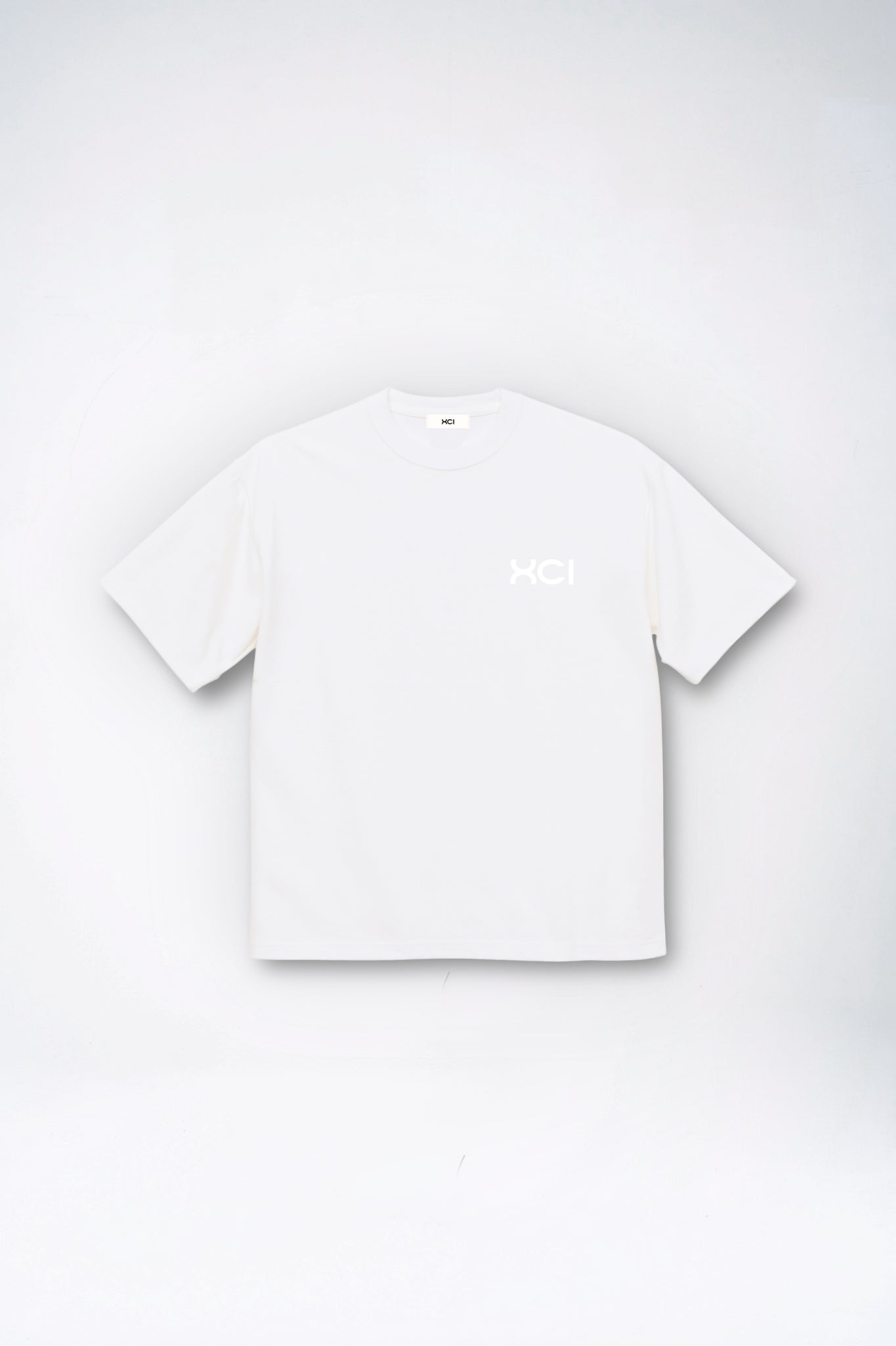 XCI LOGO OVERSIZE T-SHIRT / WHITE – XCI ONLINE STORE