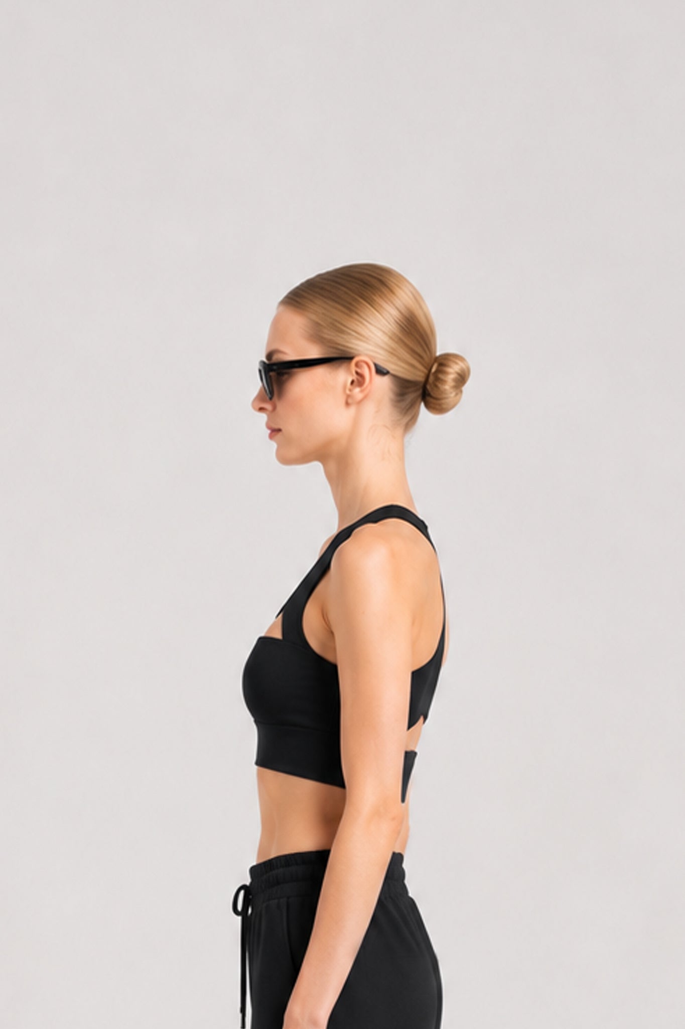 LOGO EMBROIDERY BRA TOP / BLACK