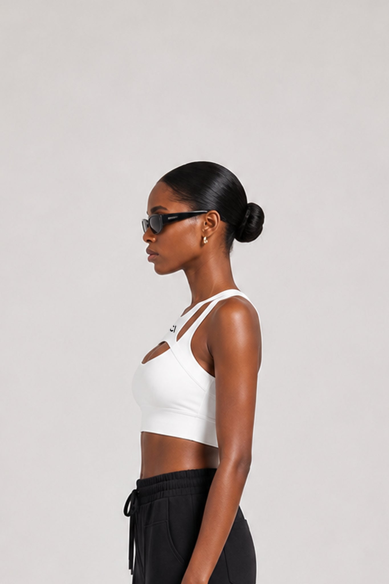 LOGO EMBROIDERY BRA TOP / WHITE